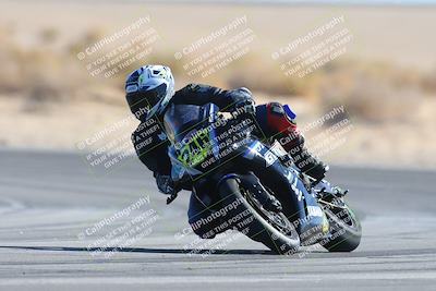 media/Jan-10-2025-CVMA Friday Practice (Fri) [[489e0da257]]/Group 4 and Trackday/Session 4 (Turn 16)/